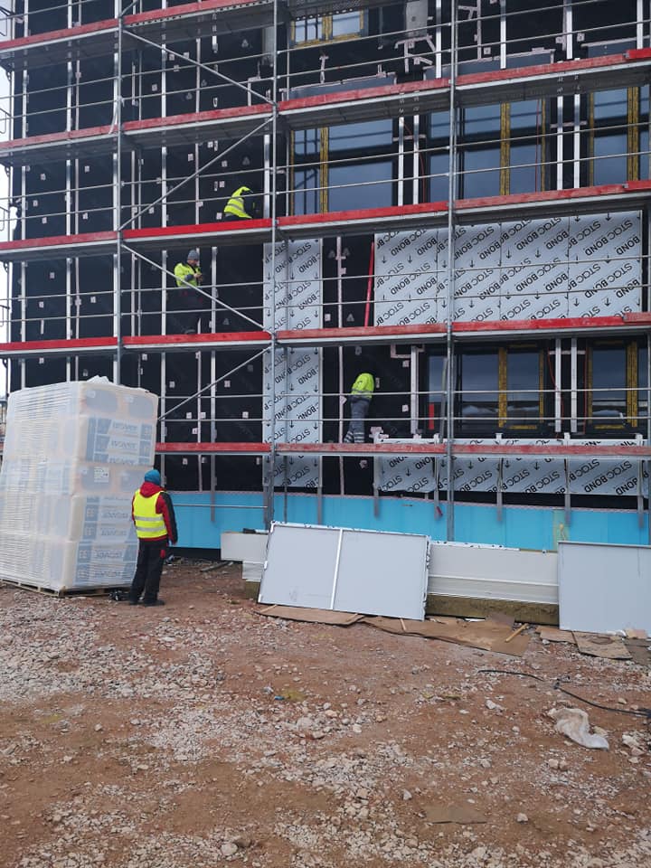 Odvetraná fasáda v Levoči (Helske)