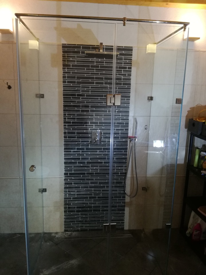 Sprchovací kút Smižany